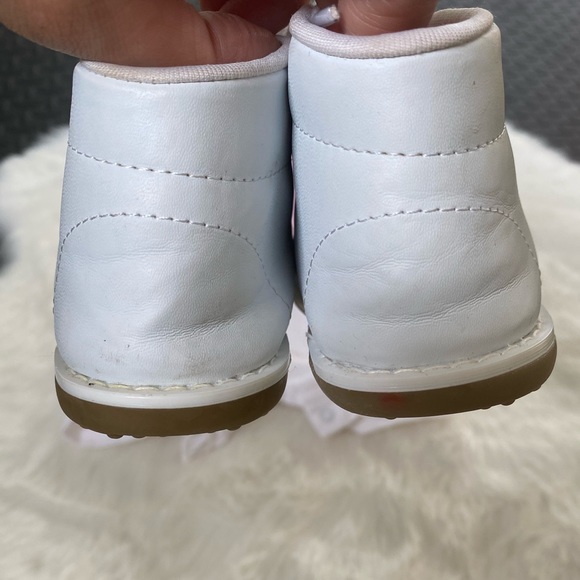 Pink and white formal onesies and white shoes - Picture 7 of 10